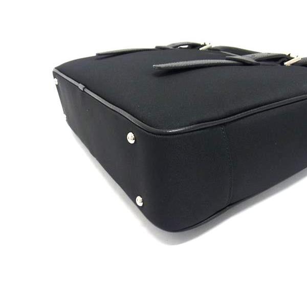 【美品】バーバリー ビジネスバッグ ナイロン ブラック 営業鞄 ノバチェック 極美品】 バーバリー ビジネスバッグ ノバチェック ロゴプレート