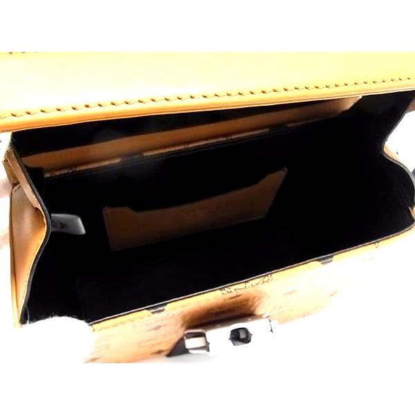 ■新品同様■ MCM エムシーエム モノグラム ヴィセトス柄 レザー スタッズ ショルダーバッグ 斜め掛け 肩掛け ブラウン系 FP7226 MCM（エムシーエム） □新品同様□ モノグラム ヴィセトス柄 レザー