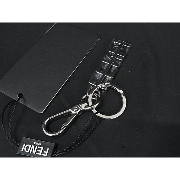 FENDI - ■新品■未使用■ FENDI フェンディ キーホルダー キーリング バッグチャーム レディース メンズ シルバー系 FR1692 楽天市場】フェンディ FENDI キーリング ブラックxネイビーx