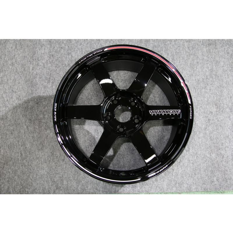 RAYS 【在庫あり】TE37SAGA-S タイムアタック 18インチ9J＋43 5H100 YR