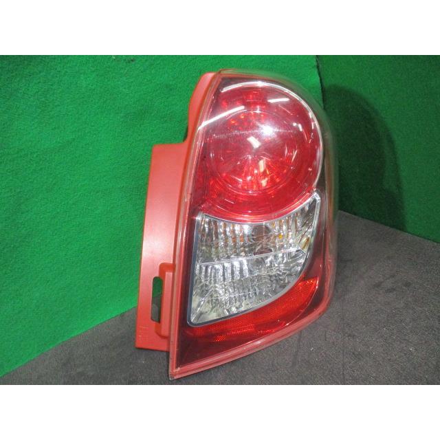 ラクティス DBA-SCP100 右テールランプ 1E7 81551-52750 : YRCヤフー