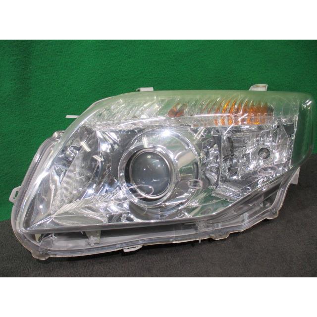 カローラアクシオ DBA-NZE141 左ヘッドランプ 4Q2 81185-12B10 カローラアクシオ DBA-NZE141 左ヘッドランプ 4Q2 81185-12B10