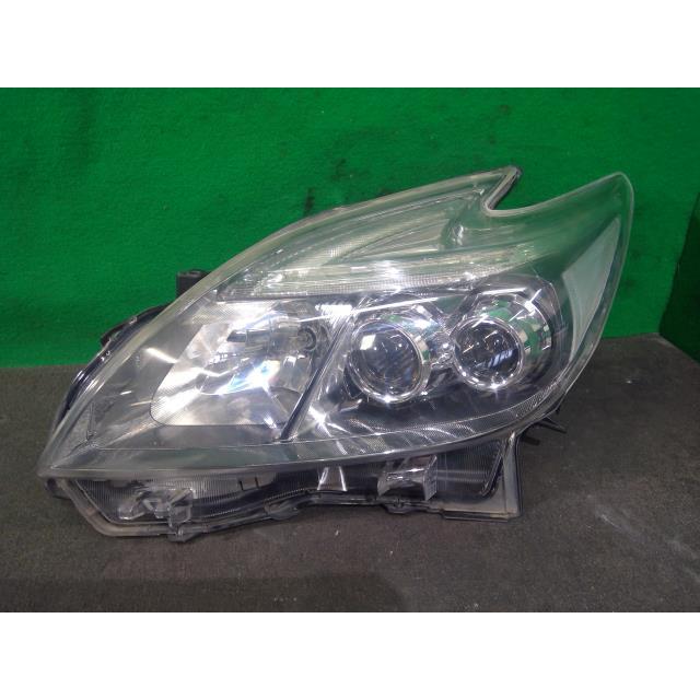 プリウス DAA-ZVW30 左ヘッドランプ 1F7 81185-47381 : YRCヤフー