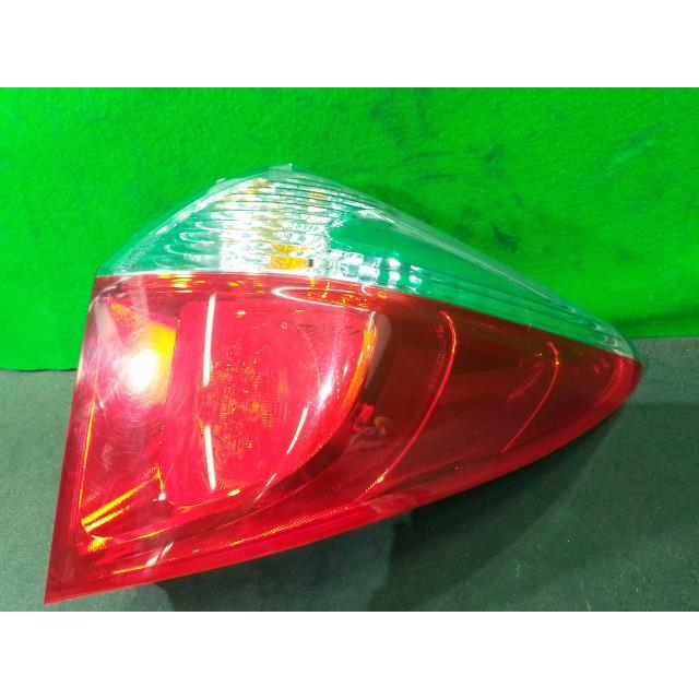 ラクティス DBA-NCP125 右テールランプ 209 81551-52A00 : YRCヤフー 