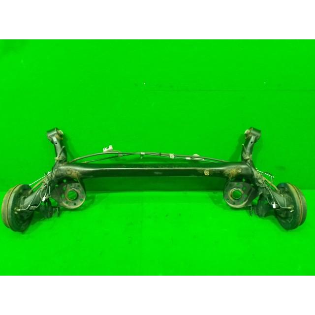 ヴィッツ DBA-NSP130 RアクスルビームASSY 3R9 42101-52192 : YRC