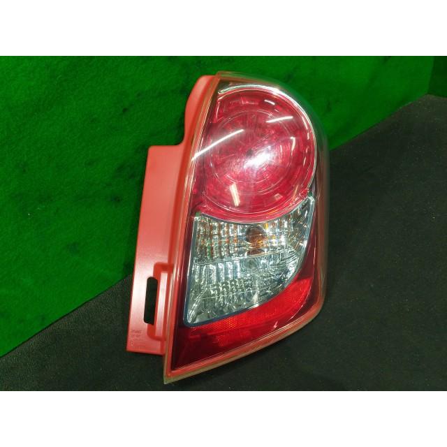 ラクティス DBA-NCP100 右テールランプ 070 81551-52750 : YRCヤフー 