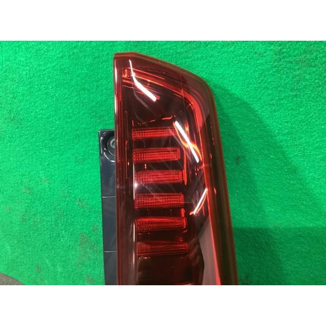 スペーシア 4AA-MK54S 右テールランプ ZJ3 35650-53U00 : YRCヤフー