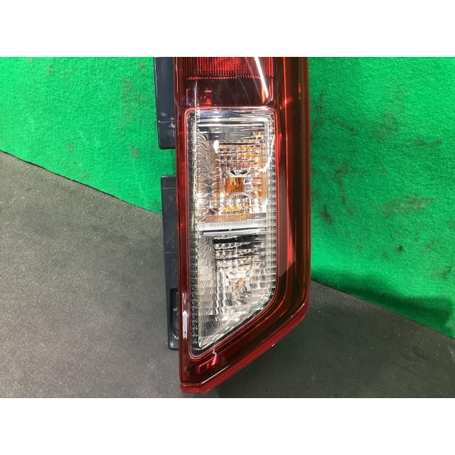 スペーシア 4AA-MK54S 右テールランプ ZJ3 35650-53U00 : YRCヤフー