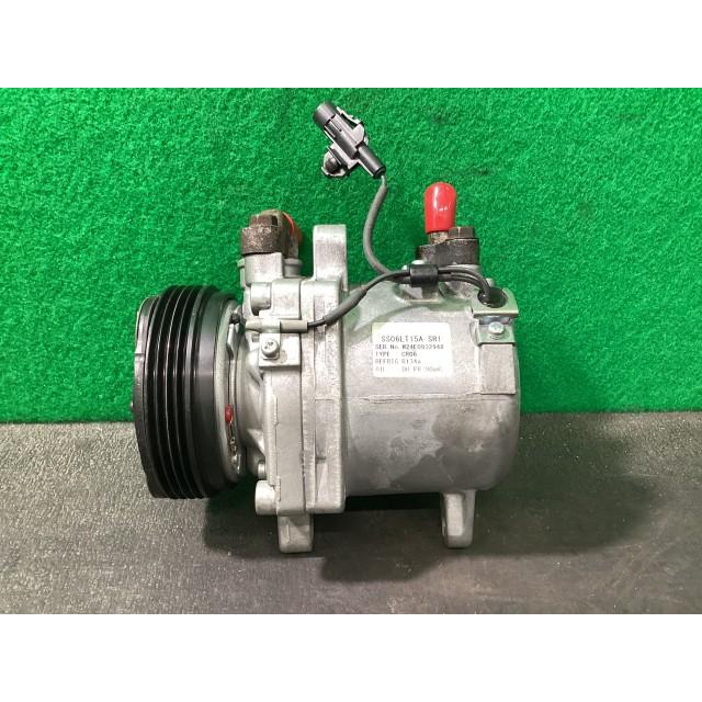 エブリイワゴン エブリィ EBD-DA64V A/Cコンプレッサー Z2S 95200