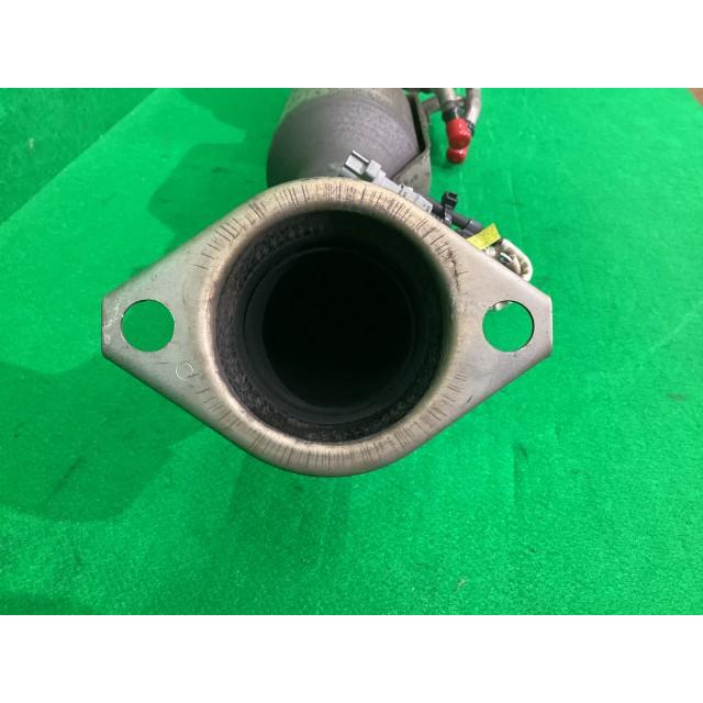 プリウス DAA-ZVW51 フロントエキゾーストパイプ プリウス DAA-ZVW51 フロントエキゾーストパイプ個人宅発送不可 218
