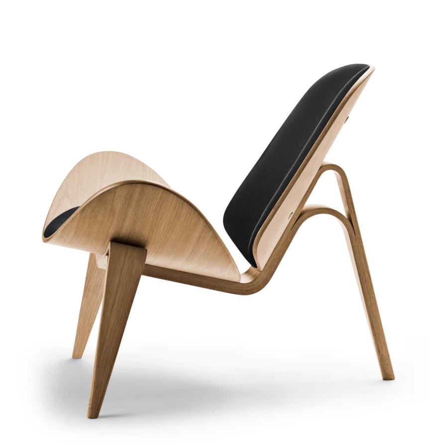 Carl Hansen ＆ Son（カール・ハンセン＆サン） CH07 Shell Chair