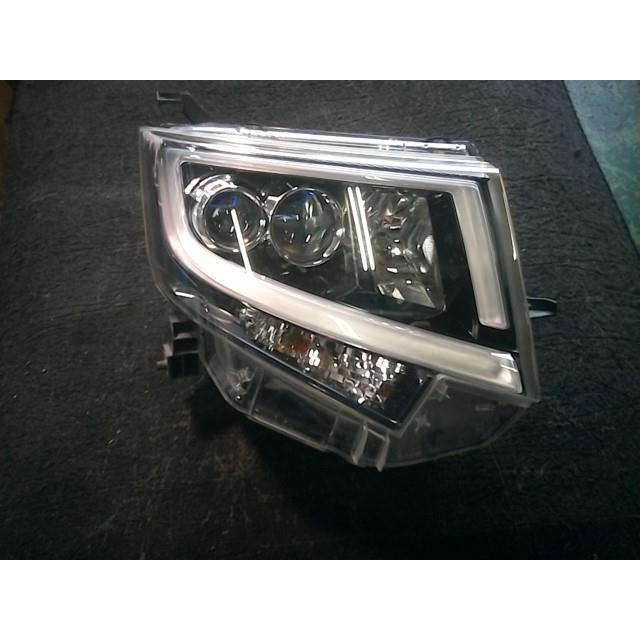 ムーヴ DBA-LA150S 右ヘッドランプASSY X07 81145-B2060 ♪030817