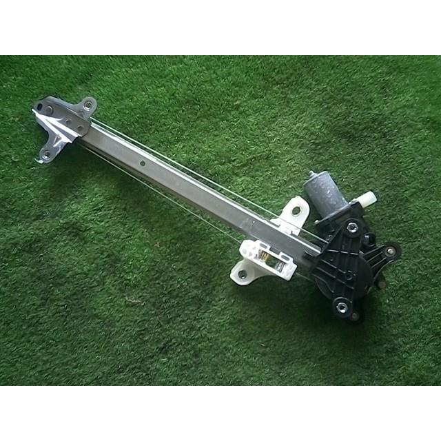 エブリイワゴン エブリィ 3BA-DA17W 左Rドアレギュレータ・モーター