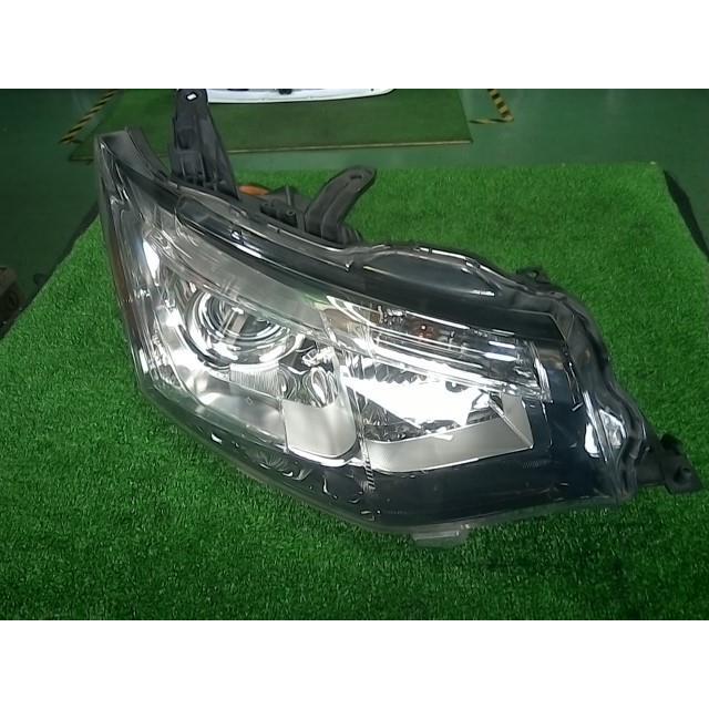 アウトランダーPHEV DLA-GG2W 右ヘッドランプ ヘッドライト アウトランダー DLA-GG2W 右ヘッドランプASSY 8301C206 070586 : BW