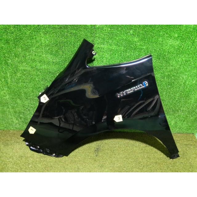 エスクァイア DAA-ZWR80G 左Fフェンダー 53812-28240 080439 : BW山本