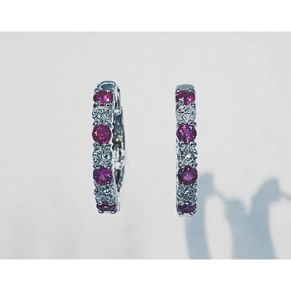 「送料無料」K18WG ルビー輪ピアス（D 0.24ct）一クラス上！