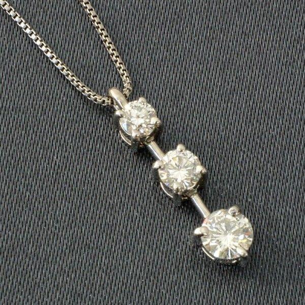 Pt ダイヤプチネック 0.5ct （トリロジー1） ダイヤモンド ペンダント