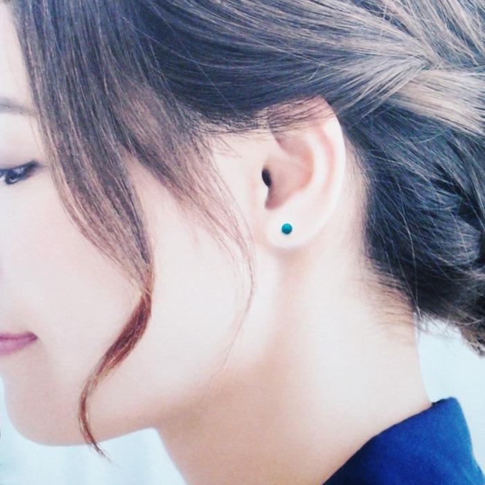 チタンポスト ターコイズ ピアス （丸玉 4mm） トルコ石 金属
