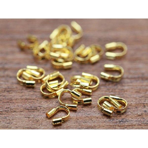 金属製U字型金具多数セット81個袋がない18個袋があり U字カン(約4mm×4.5mm)約25個セット ゴールド ユー字金具 U字 エンド
