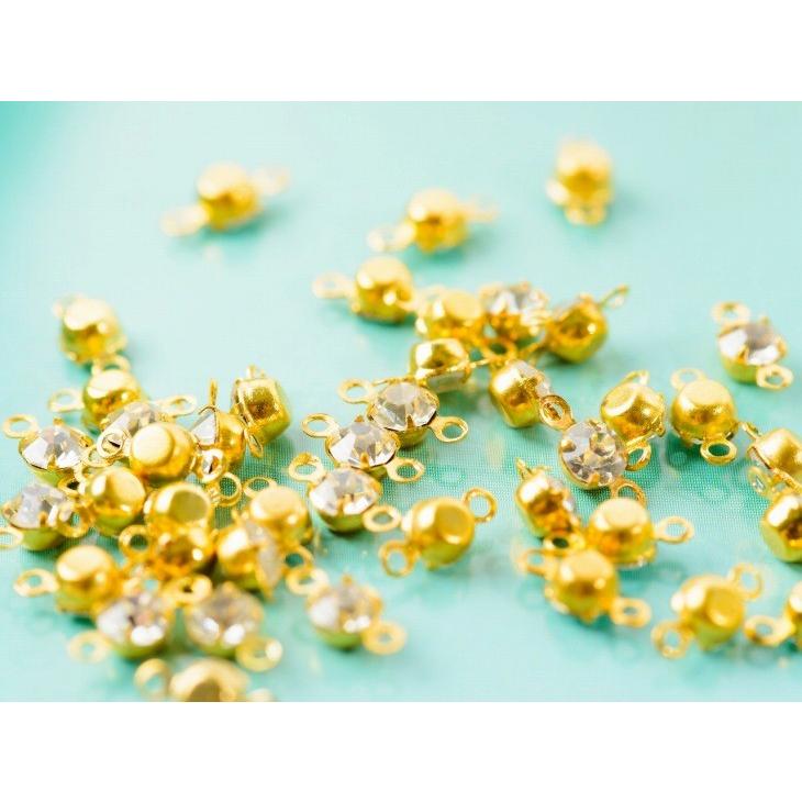 ラインストーンパーツ 約4mm 約50個 ゴールドxクリスタル ラウンド 両カン付き 台付き フレームストーン 手芸材料 アクセサリー素材 Ap 紗や工房 Yahoo 店 通販 Yahoo ショッピング