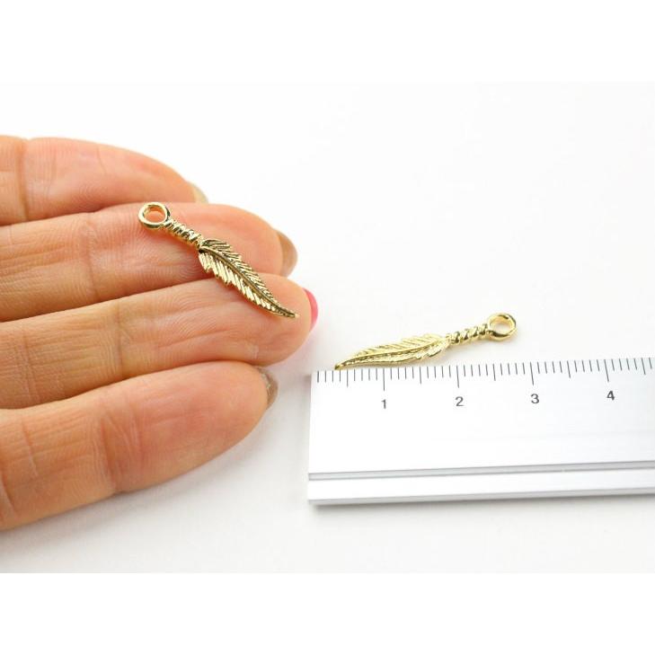 チャーム 羽根 カン付 ゴールド 26.5mm 1個 1ヶ ミニ 小さい 羽 はね