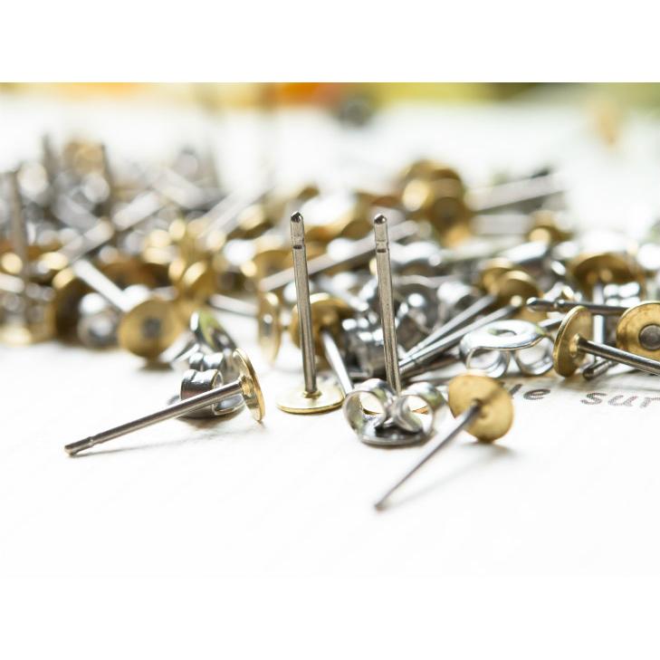 平皿付チタンポストピアス チタンキャッチ付き 約4mm 約50ぺア 丸皿 