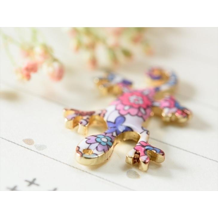 ガラス動物ちゃんチャーム　アニマル　パーツ　ピアスやネックレスに♥︎︎ チャームパーツ 2個入 fairy rabbit & squirrel うさぎ りす