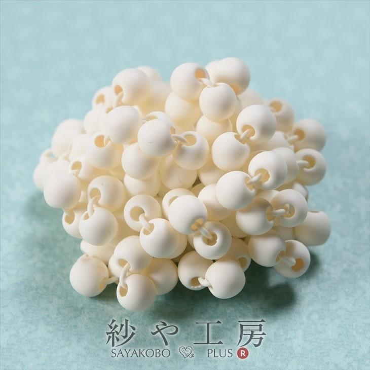 ビーズフラワー ゴムコーティングラウンドビーズ ホワイト 27mm 1個 花編み ビーズ モチーフ フラワー お花 Ap0092 紗や工房 Yahoo 店 通販 Yahoo ショッピング