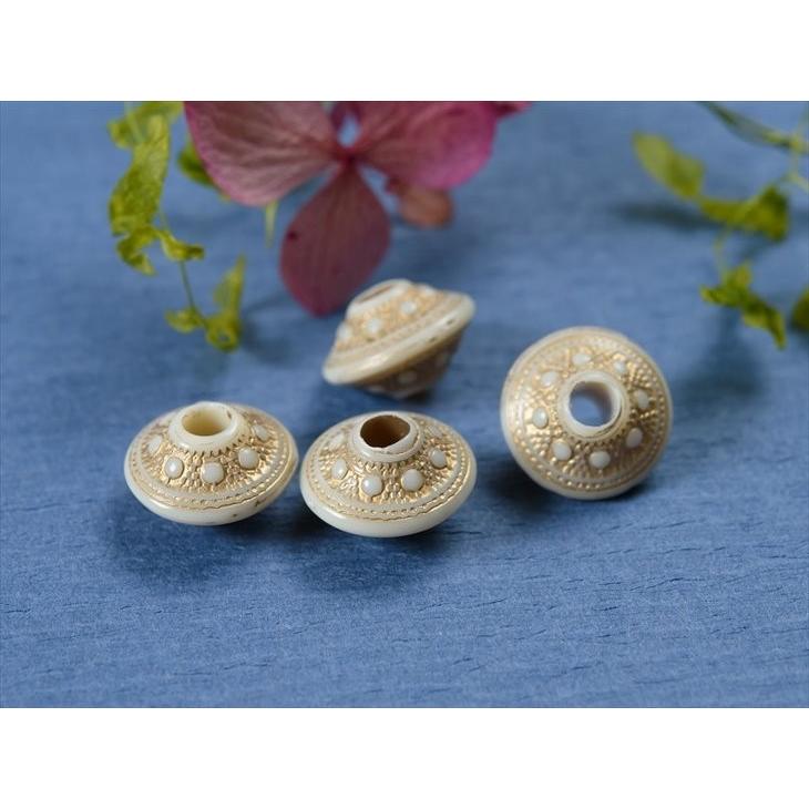 スペーサー アンティーク風 ソロバン大 ホワイト 13.7mm 4個 4ヶ