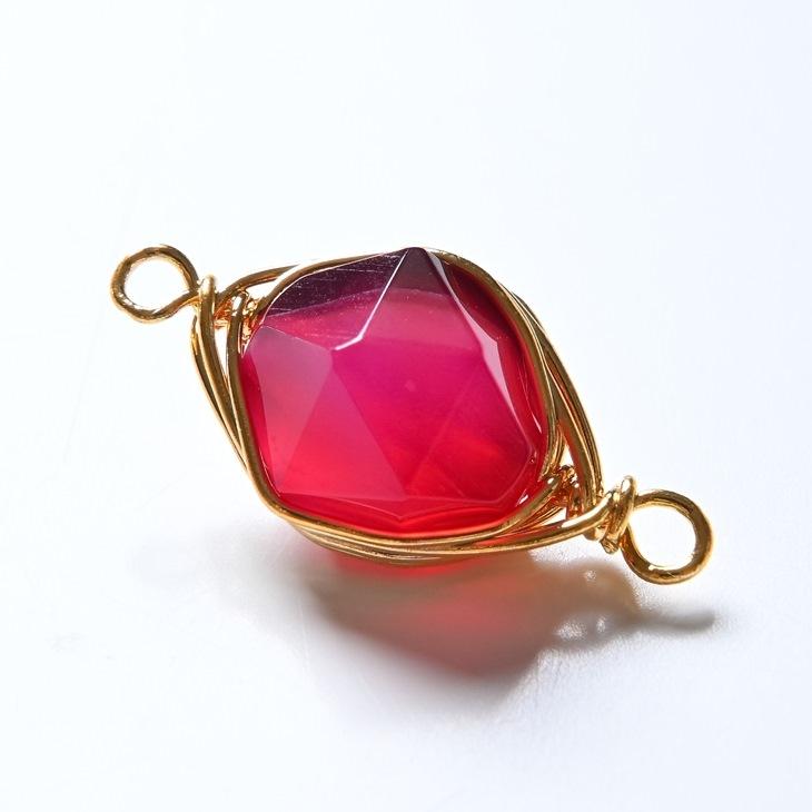 ヴィンテージ 手の形 チャーム 赤いストーン st03164_1.jpg