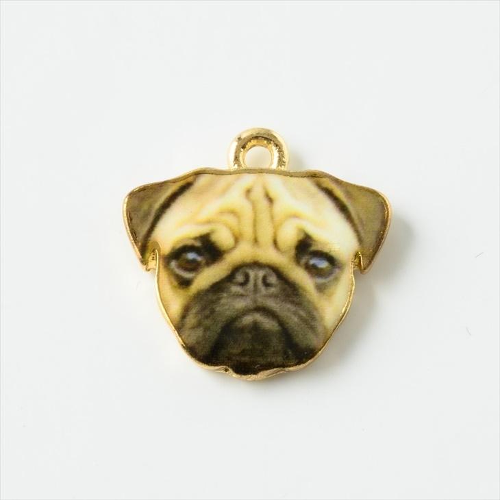 チャーム 犬 パグ 動物 アクセサリー パーツ ベージュブラック 15mm 1