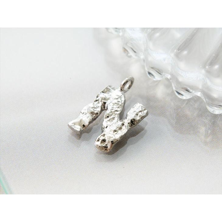 チャーム N アルファベット デコボコ アクセサリーパーツ パーツ
