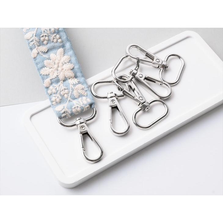 シルバー貝殻型キーホルダー 420_420_00cb1a58-3d2a-4ee2-