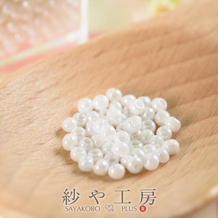 ビーズ 丸小ビーズ col.121 パールホワイト 2mm ホワイト 10g 約0.2cm