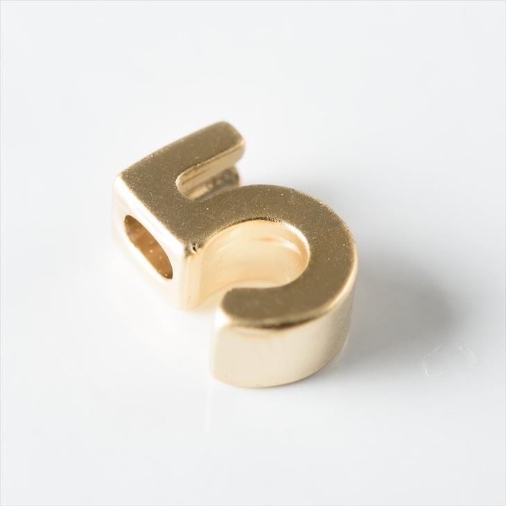チャーム 数字 ブロック体 横穴 【 選べる10種 】 ゴールド 7mm 5個 5