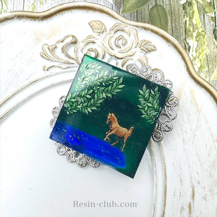 Resin club(レジンクラブ) 埋め込みレジンシール 馬と月桂樹
