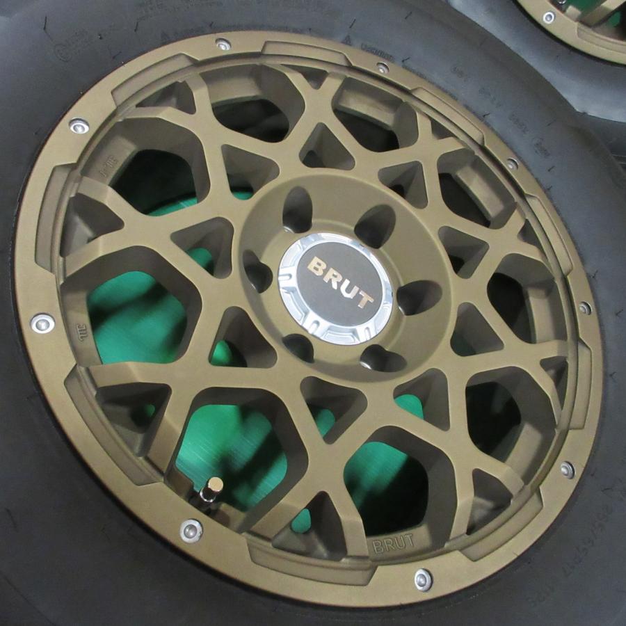 BRUT ハイラックス 265/65R17 夏タイヤ 50%-60%山 ミシュラン