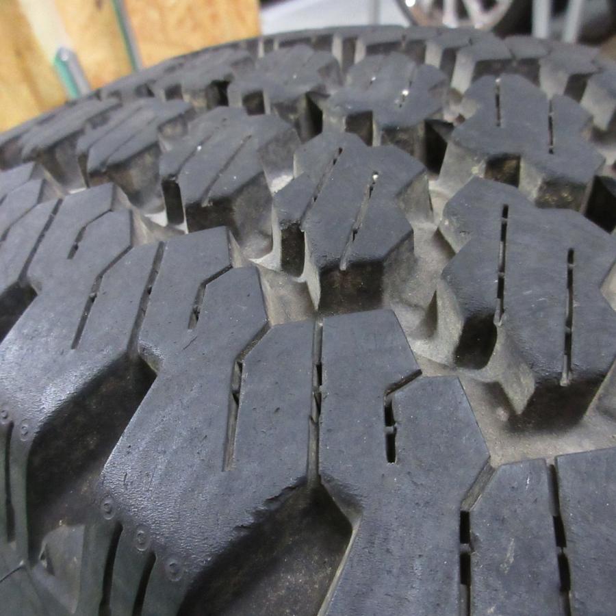 シボレー スペア用 1本 サバーバン純正 245/75R16 LT 108/104R シボレー スペア用 1本 サバーバン純正 245/75R16 LT 108/104R