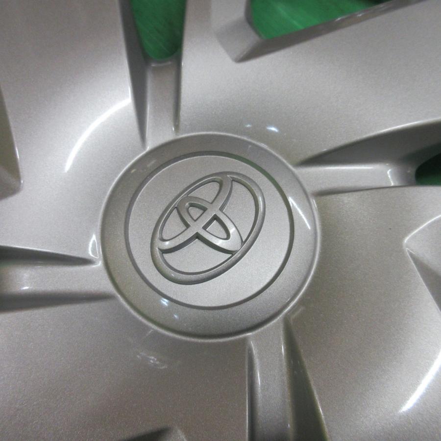 16インチ スチールホイールとホイールカバーセット　トヨタライズ新品 16インチ スチールホイールとホイールカバーセット トヨタライズ