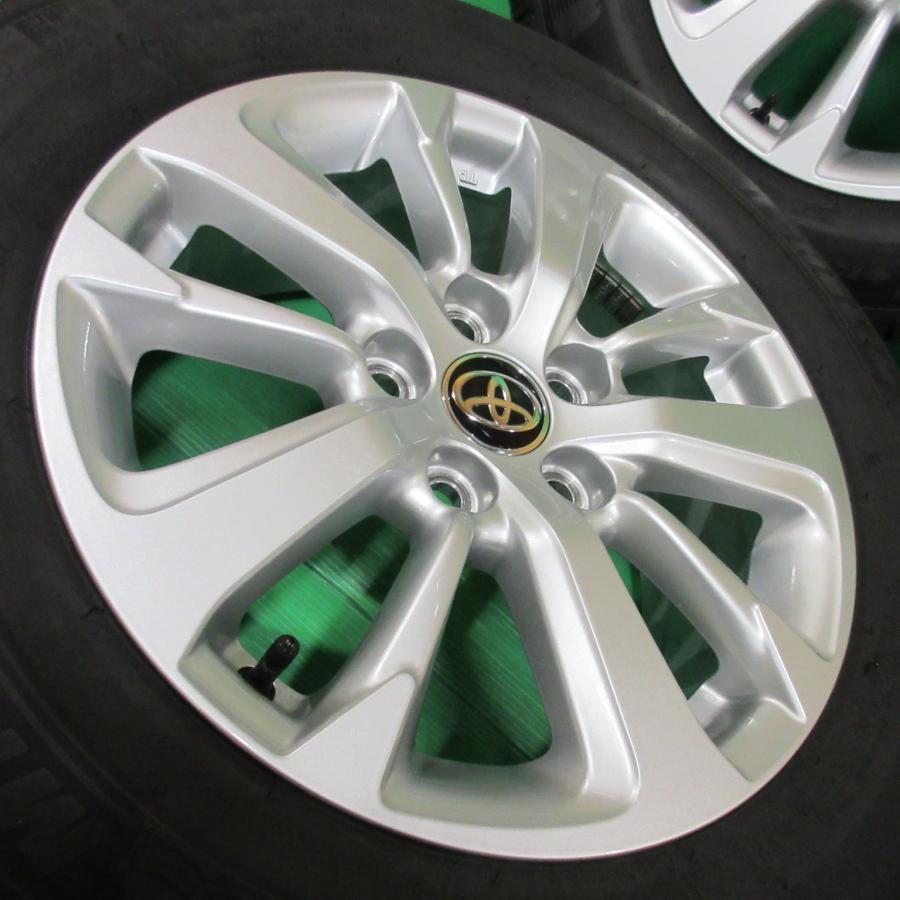 トヨタ（TOYOTA） 美品 ヤリスクロス純正 205/65R16 スタッドレス 60 