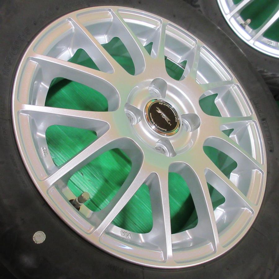 ヤリスで使用 ブリジストンブリザックVRX2 185/60R15 トヨタ純正鉄 ブリザック VRX2 美品 ヤリス 185/60R15 2024年バリ山スタッドレス 85