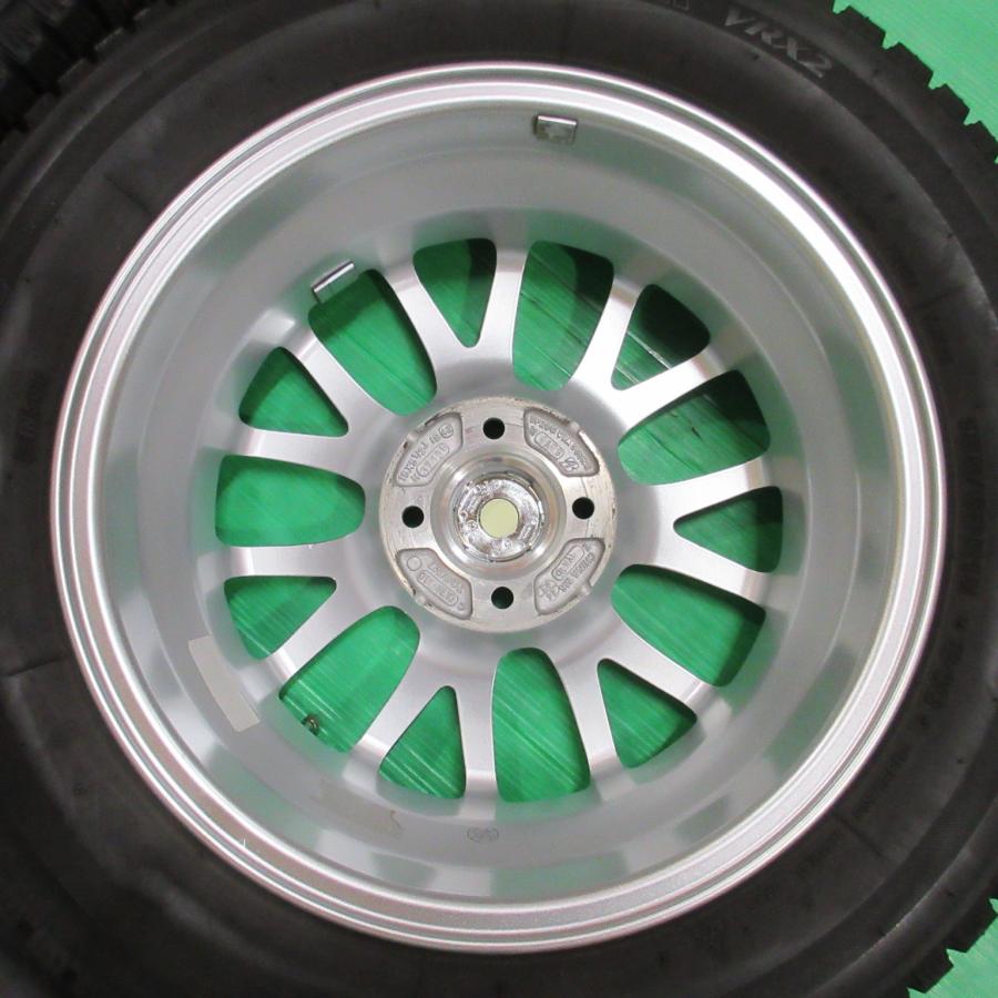 ブリザック VRX2 美品 ヤリス 185/60R15 2024年バリ山スタッドレス 85