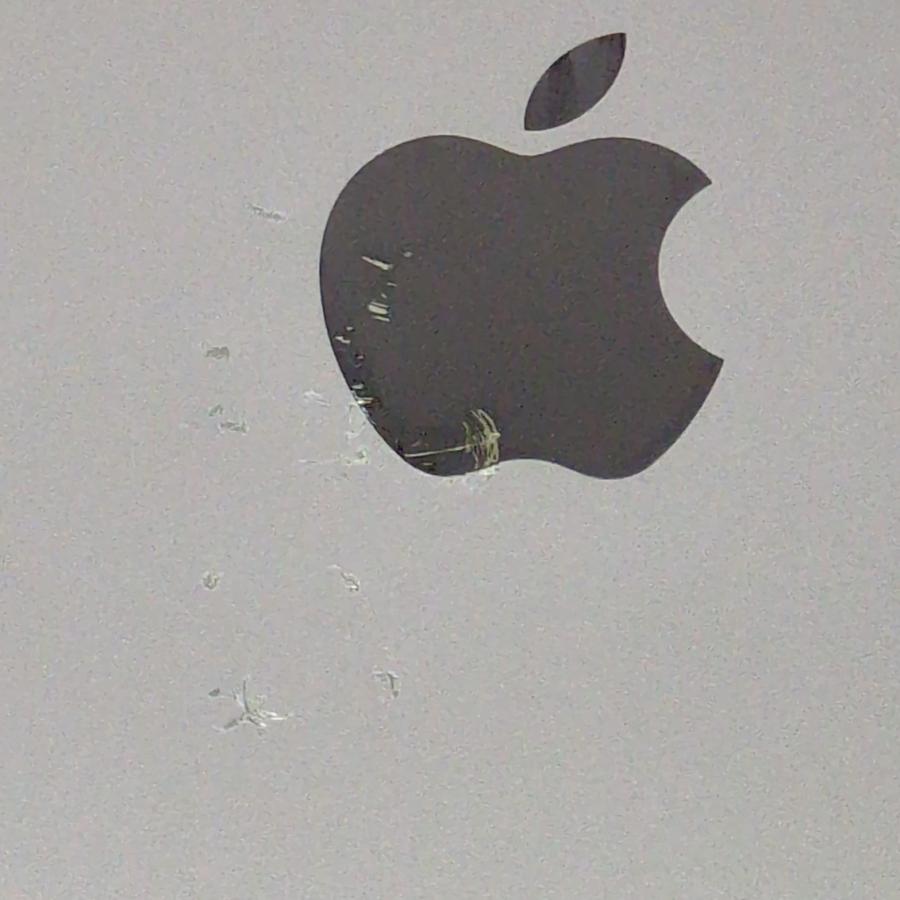 【Apple】iPad Air 11インチ（M2）WiFiモデル 128GB Purple（パープル）/ SoftBank（ソフトバンク）/ 展示品（デモ機落ち）の画像