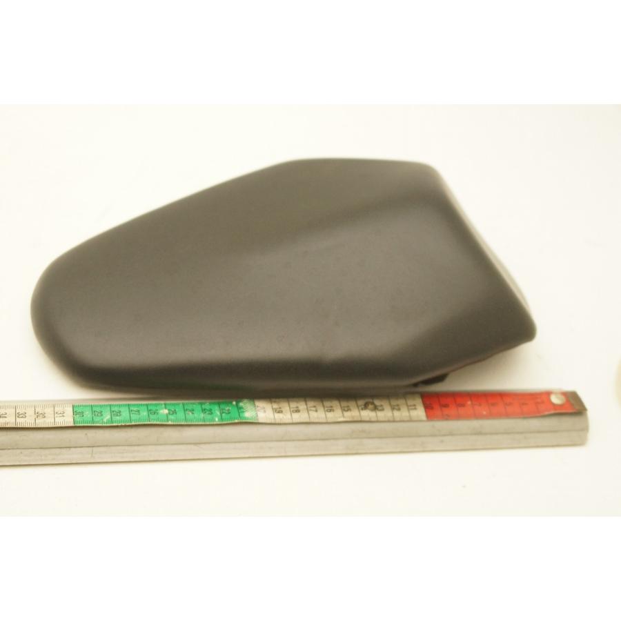 カワサキ ZX-25R(ZX250E) 純正タンデムシート 53066-0671 破れ