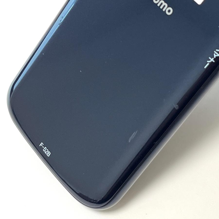 らくらくスマートフォン 【液晶美品】らくらくスマートフォン F