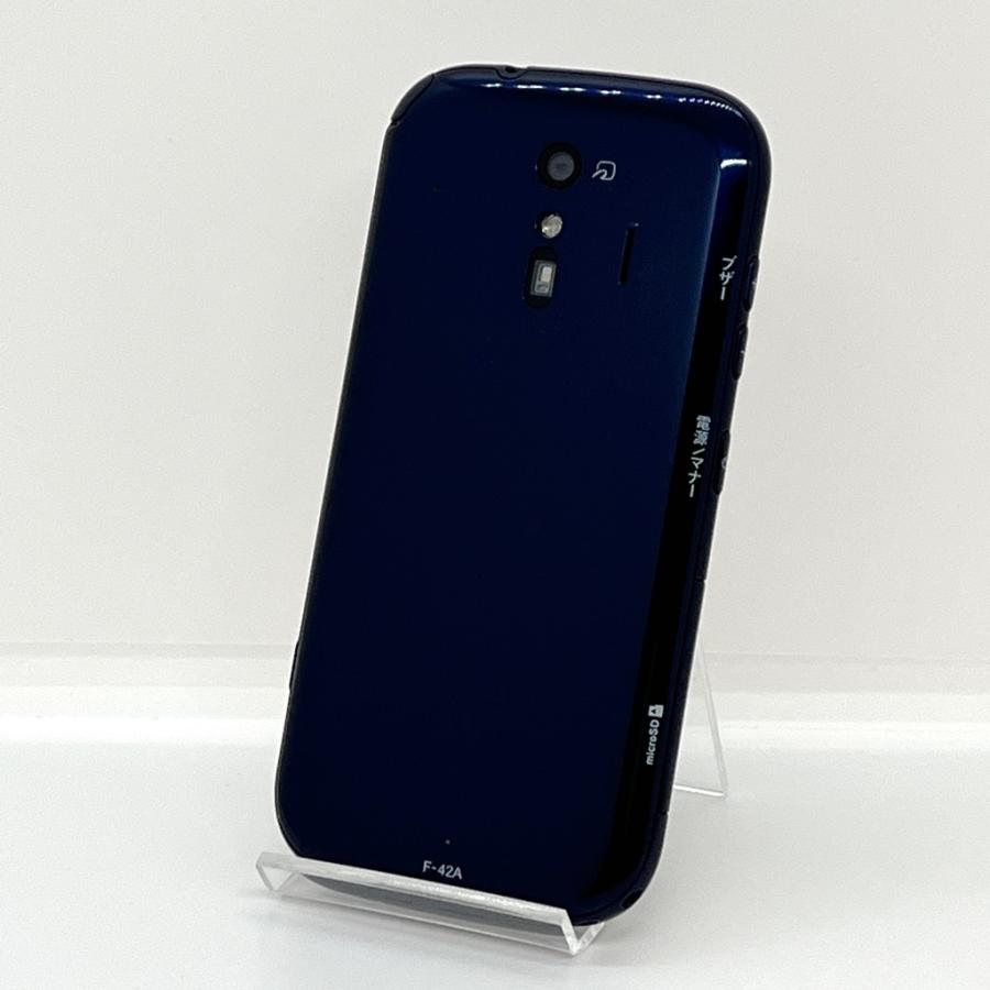 未使用　SIMフリーdocomo F-42A ネイビー らくらくスマートフォン らくらくスマートフォン 【良品】らくらくスマートフォン F-42A