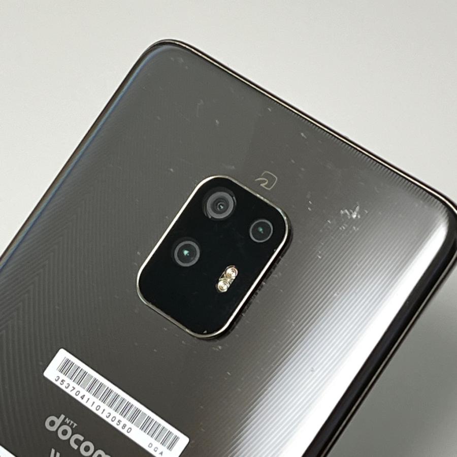 arrows 5G F-51A docomo SIMフリー 128GB／8GB チタニウムシルバー 白