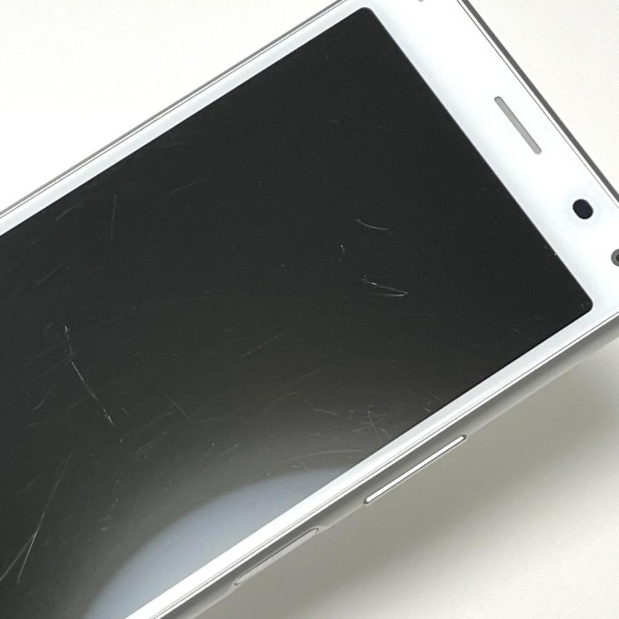 Xperia 8 Lite J3273 au SIMロック解除済 64GB／4GB ホワイト SONY 白
