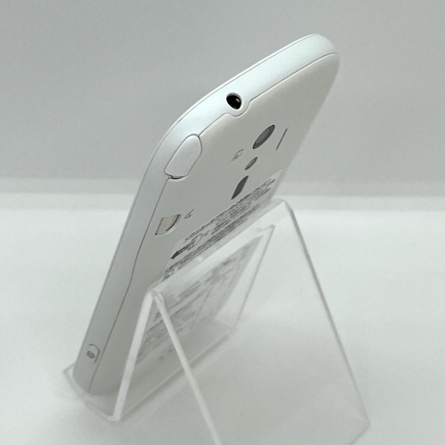 新品同様】らくらくスマートフォン4 F-04J docomo SIMロック解除済 4G