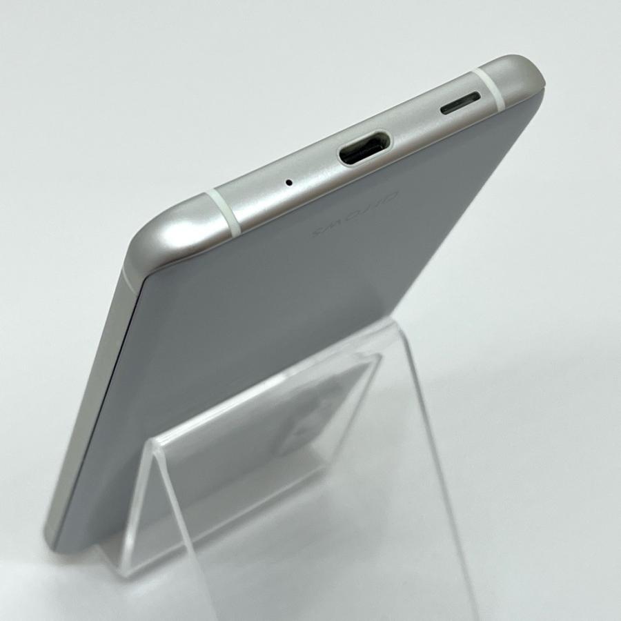 arrows 【美品】arrows N F-51C docomo SIMフリー 128GB／8GB フォグ